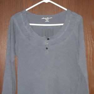 Eddie Bauer lacy ruffle button up long sleeve Tee